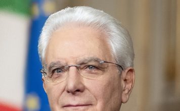 Quirinale.it, Attribution, via Wikimedia Commons https://upload.wikimedia.org/wikipedia/commons/a/a3/Sergio_Mattarella_Presidente_della_Repubblica_Italiana.jpg