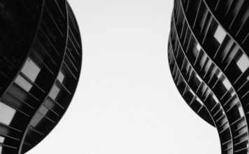 Foto di Joakim Nådell su Unsplash