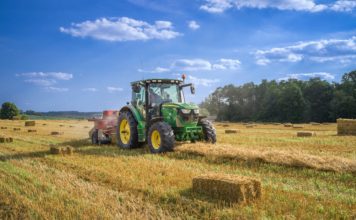 Giovani agricoltori: terra, fondi e tutele nel nuovo piano UE Foto di Randy Fath su Unsplash