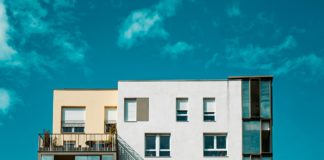 Foto di Mika Baumeister su Unsplash