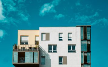 Foto di Mika Baumeister su Unsplash