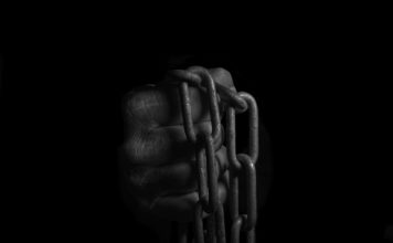 Foto di Frank Tunder su Unsplash