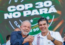 Palácio do Planalto from Brasilia, Brasil, CC BY 2.0 , via Wikimedia Commons