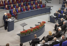 Il Presidente della Repubblica Sergio Mattarella in occasione della Cerimonia della “Giornata del Lutto Nazionale” (foto di Francesco Ammendola - Ufficio per la Stampa e la Comunicazione della Presidenza della Repubblica)