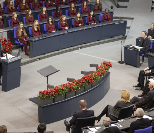 Il Presidente della Repubblica Sergio Mattarella in occasione della Cerimonia della “Giornata del Lutto Nazionale” (foto di Francesco Ammendola - Ufficio per la Stampa e la Comunicazione della Presidenza della Repubblica)