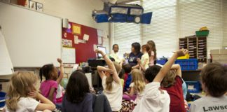 Gli appuntamenti di APICEUROPA nelle scuole della settimana del 17/11/2025 Foto di CDC su Unsplash