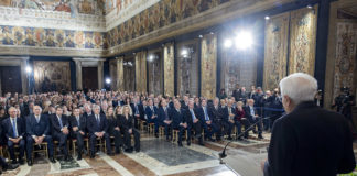 Palazzo del Quirinale, 19/12/2025 (II mandato) Il Presidente Sergio Mattarella rivolge il suo indirizzo di saluto in occasione della cerimonia per lo scambio degli auguri di fine anno con i rappresentanti delle istituzioni, delle forze politiche e della società civile