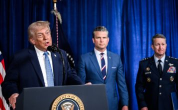 Cronaca di tante guerre annunciate The White House, Public domain, via Wikimedia Commons