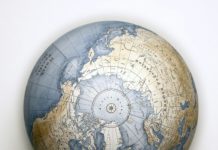 Unione Europea tra due fronti di guerra Foto di Gaël Gaborel - OrbisTerrae su Unsplash