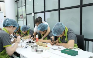 Emergenza UE per la carenza di competenze: il capitale umano come risorsa fondamentale Foto di Học Viện Chăm Sóc Sắc Đẹp Á Âu su Unsplash