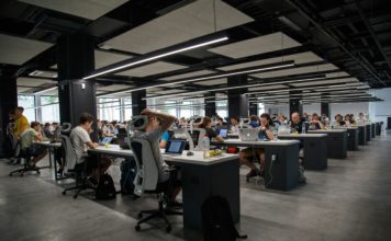 Foto di Alex Kotliarskyi su Unsplash