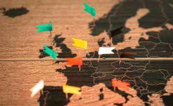 Foto di Fer Troulik su Unsplash