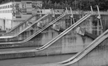 UE: nasce SWAF-G, strumento per investimenti nel settore idrico Foto di JP Sheard su Unsplash