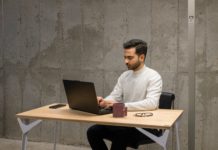 Via libera definitivo del Consiglio al nuovo Bacino di Talenti dell’UE per lavoratori di Paesi terzi Foto di Mina Rad su Unsplash