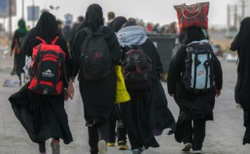 Parlamento UE, al via i negoziati sui rimpatri, tra critiche e tensioni Foto di mostafa meraji su Unsplash