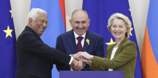 https://newsroom.consilium.europa.eu/permalink/p224832. From left to right: António COSTA (President of the European Council), Nikol PASHINYAN (Prime Minister of Armenia), Ursula VON DER LEYEN (President of the European Commission) Copyright: European Union