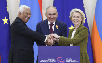 https://newsroom.consilium.europa.eu/permalink/p224832. From left to right: António COSTA (President of the European Council), Nikol PASHINYAN (Prime Minister of Armenia), Ursula VON DER LEYEN (President of the European Commission) Copyright: European Union