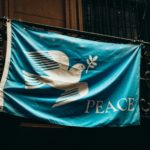 Foto di Jon Tyson su Unsplash