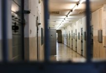 Il Consiglio d’Europa pubblica le Statistiche Penali 2025: sovraffollamento e aumento di anziani e donne nella popolazione carceraria europea Foto di Matthew Ansley su Unsplash