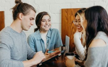 Foto di Brooke Cagle su Unsplash