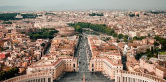 Foto di Caleb Miller su Unsplash