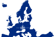 Per un’Europa modello NATO? No, grazie Clydiee, CC BY-SA 4.0, via Wikimedia Commons
