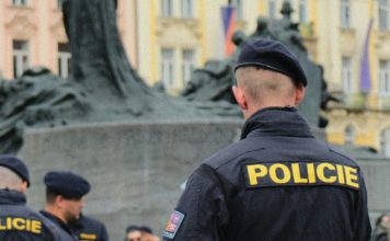 La Commissione propone nuove misure contro la criminalità transfrontaliera e il terrorismo Foto di Daniel Silva su Unsplash
