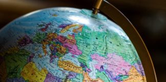 Medio Oriente e il peso degli Accordi di pace Foto di Kyle Glenn su Unsplash