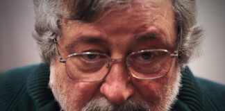 Se ne è andato anche Guccini Bruno from Roma, Italia, CC BY-SA 2.0 , via Wikimedia Commons