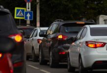 Sul bollo auto manca il bollo dell’Unione Europea Foto di Kathy su Unsplash