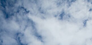 SOS Ucraina: 3 miliardi di euro approvati dal Consiglio e 92 milioni dalla Norvegia Foto di Madara su Unsplash