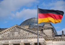 In Germania le estremità politiche stanno fagocitando i partiti centristi Foto di tvjoern da Pixabay