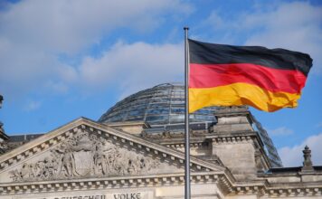 In Germania le estremità politiche stanno fagocitando i partiti centristi Foto di tvjoern da Pixabay
